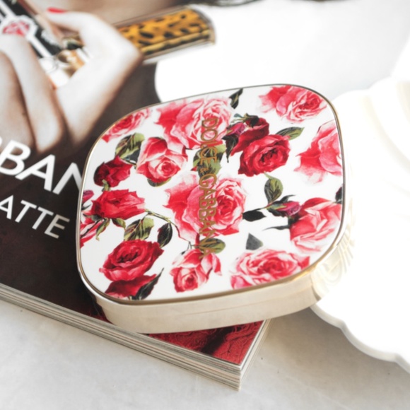 Dolce & Gabanna Blush Of Roses Luminous Cheek Colour 100 Tan Limited Edition NEW - Picture 5 of 8